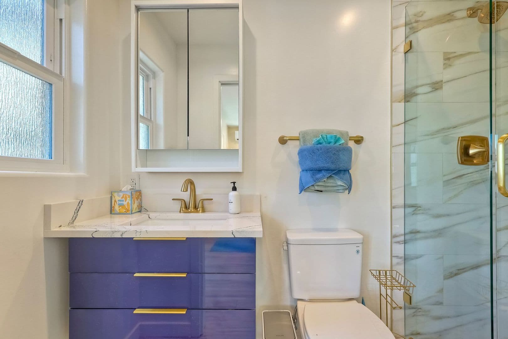Oceanside Apartment: 409 N Ditmar