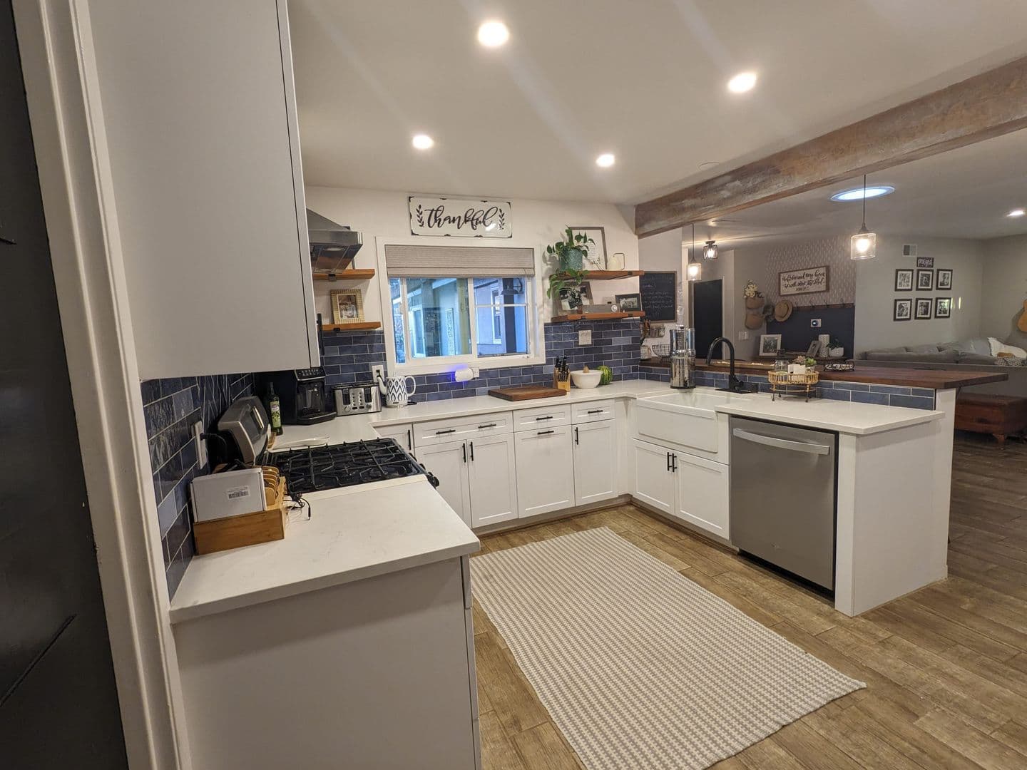 Poway House: 13964 Sam O Reno Road