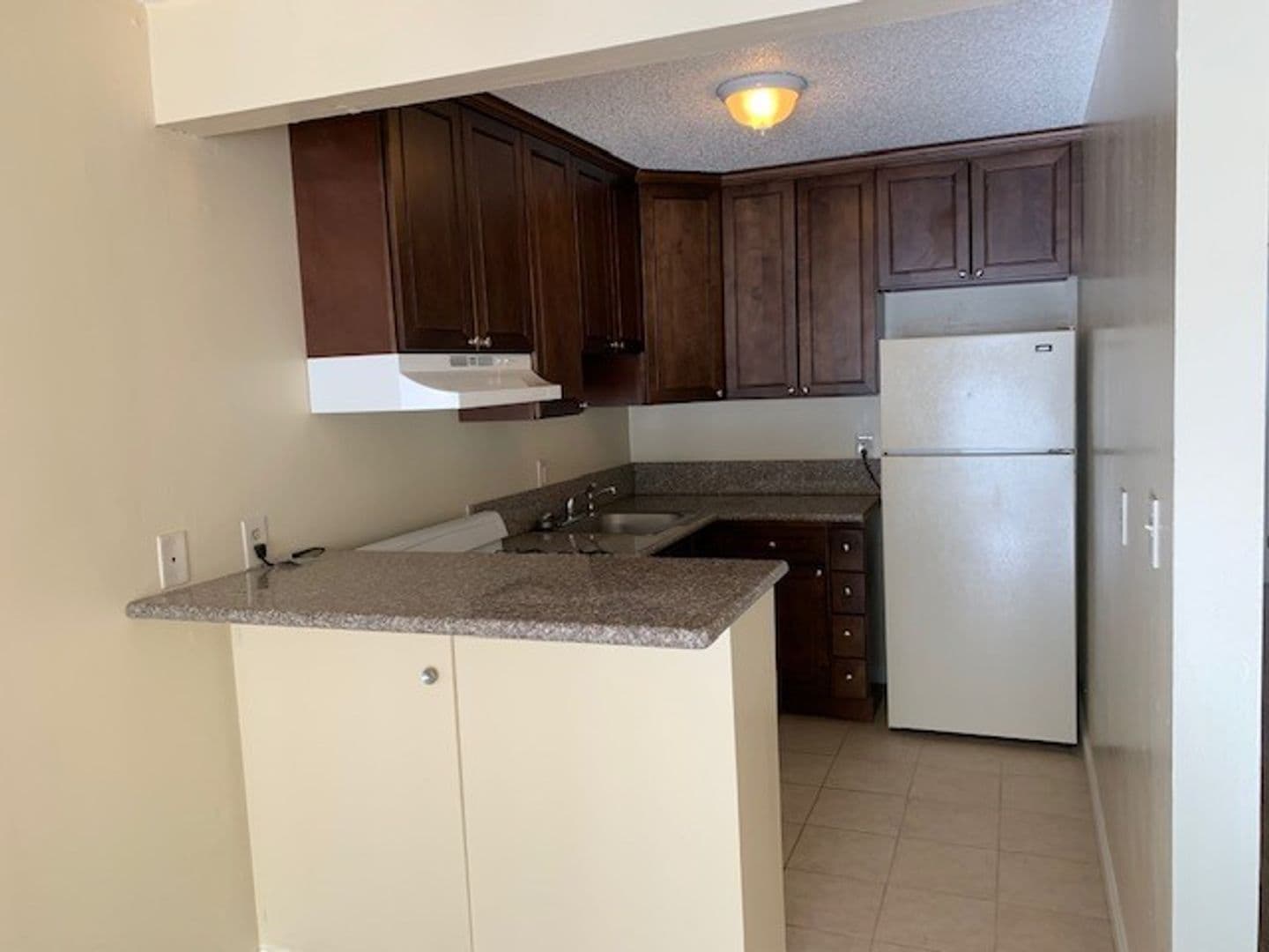 Stateline Apartment: 149 Kahle Drive 1-38