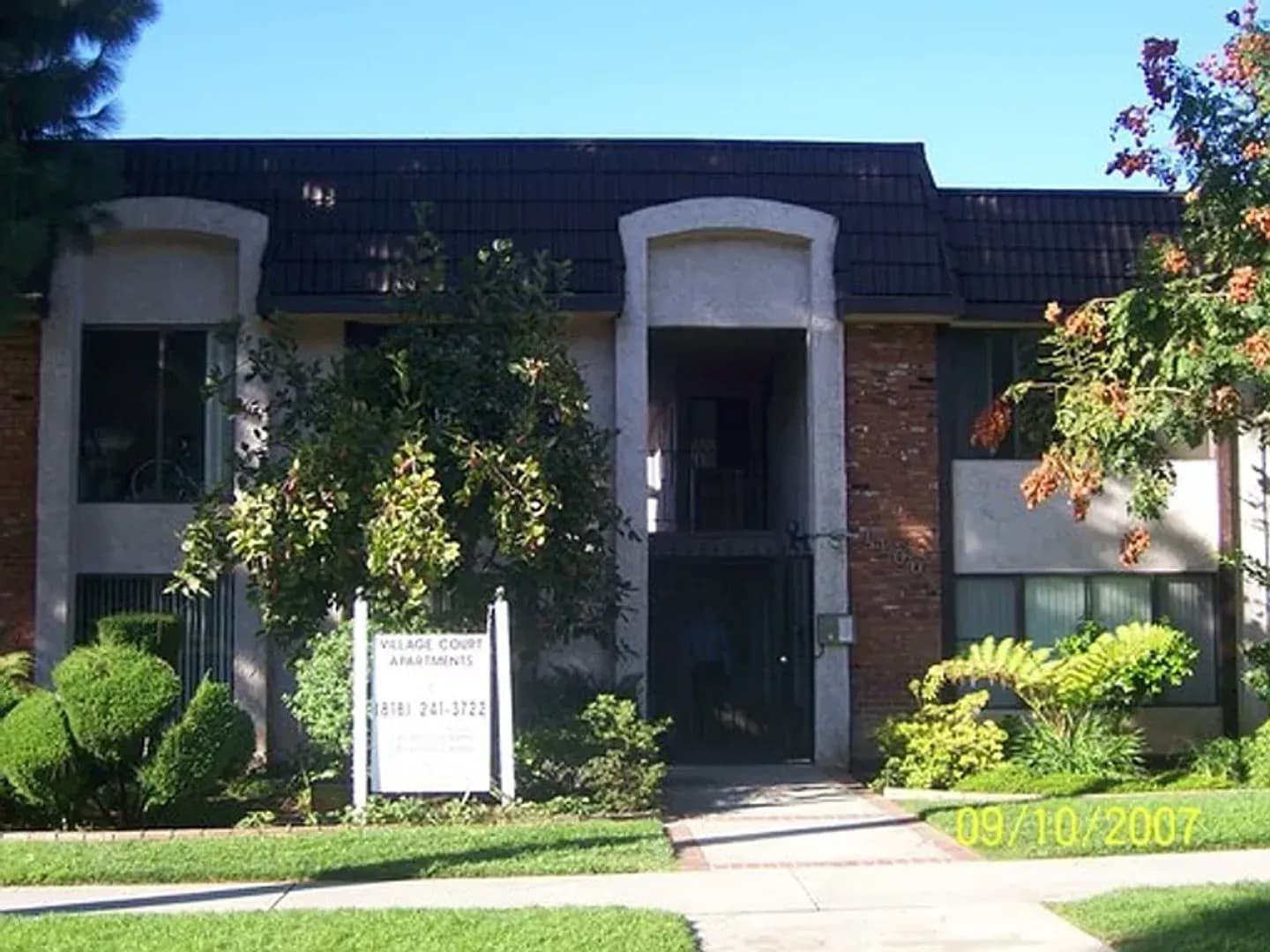 Glendale Apartment: 1400 Glenwood Road