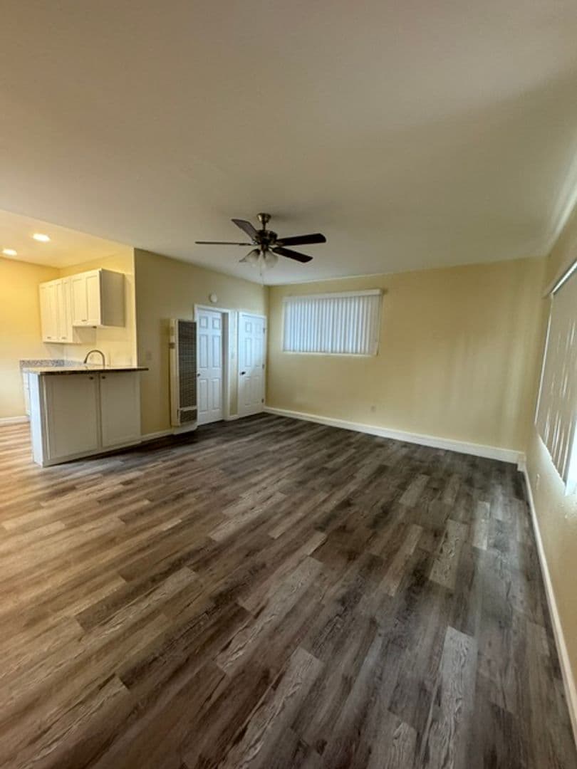 Stateline Apartment: 171-173 Faris Court