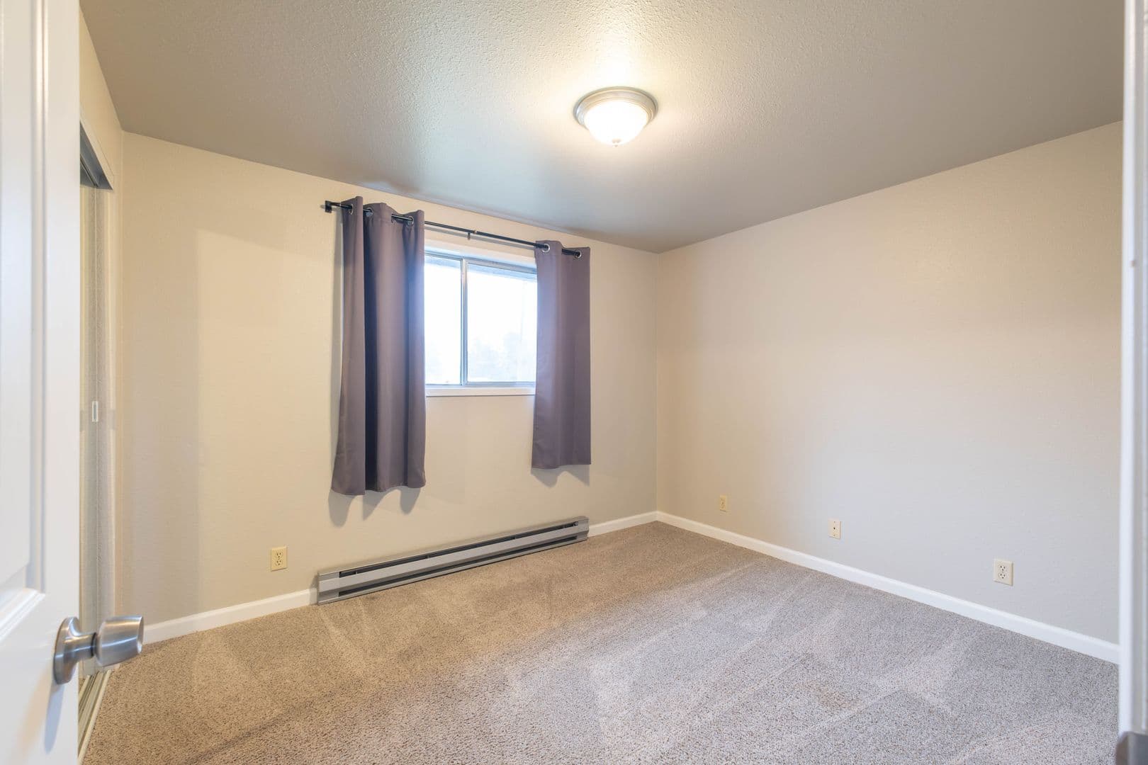 Lebanon Apartment: 177 C Street - 8