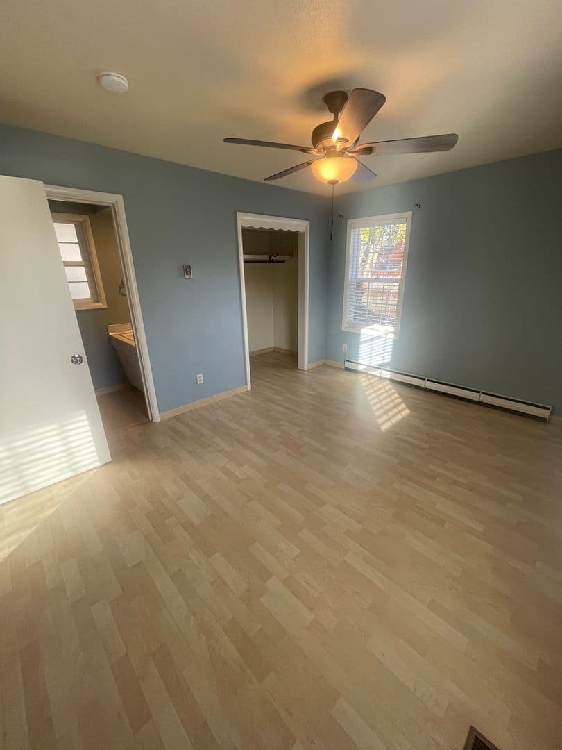 Lebanon House: 515 E Elmore St.