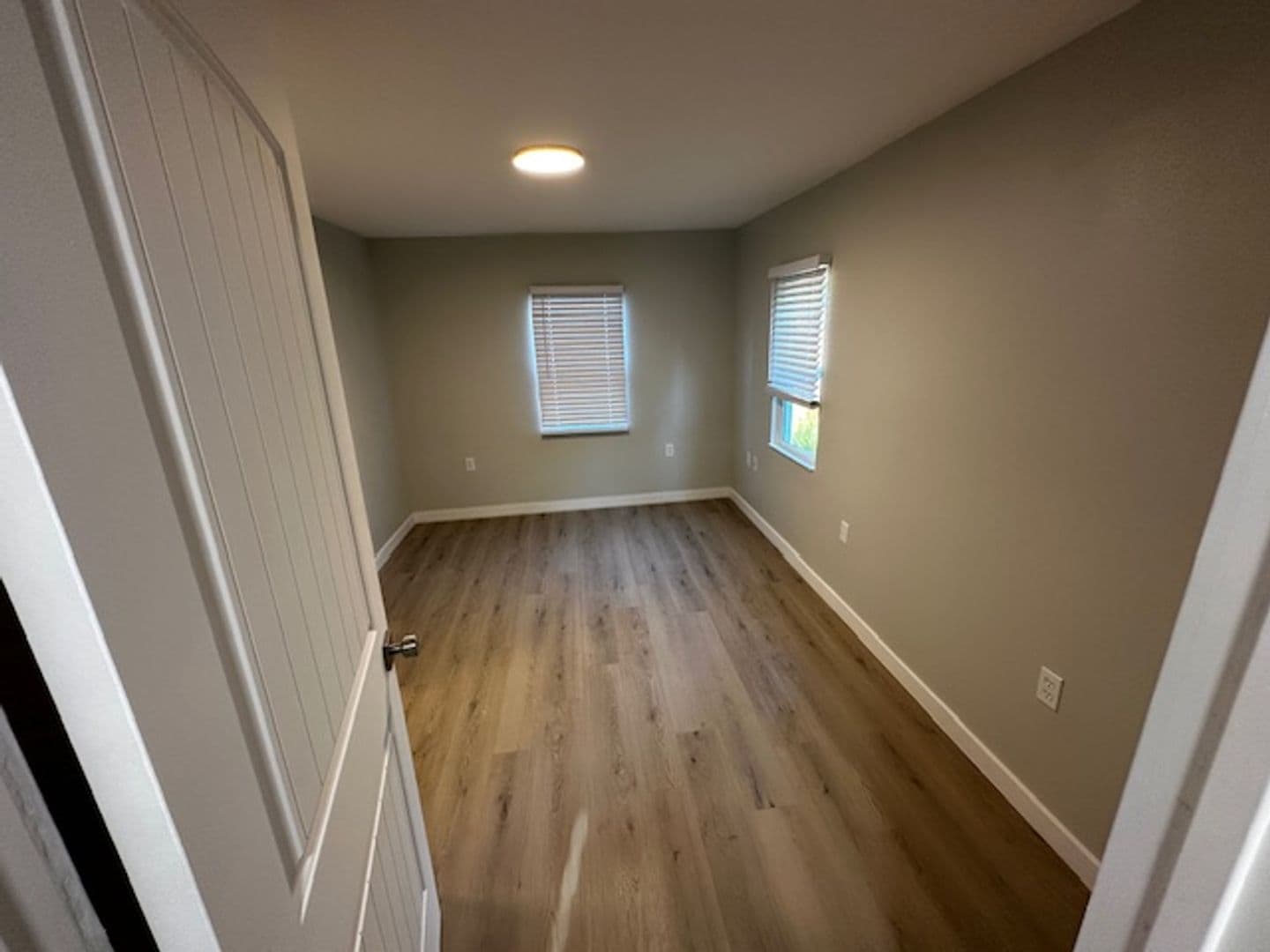 Albany House: 1934 1st Ave SE
