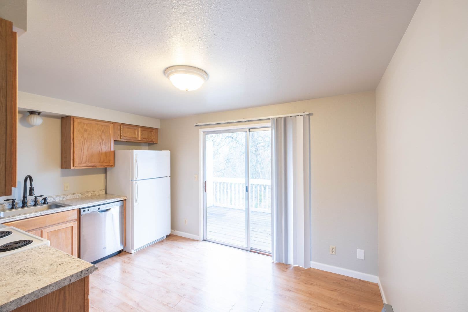 Lebanon Apartment: 177 C Street - 8