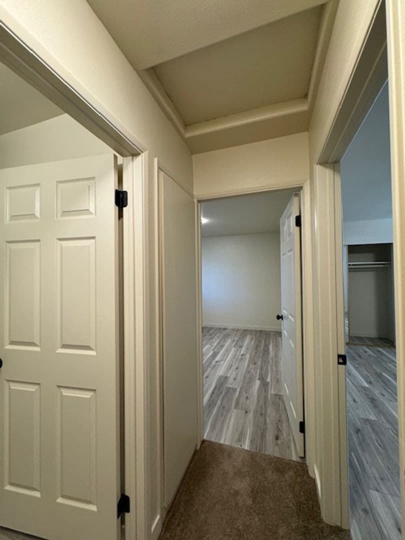 Lebanon Townhome: 157 E. Ash St.