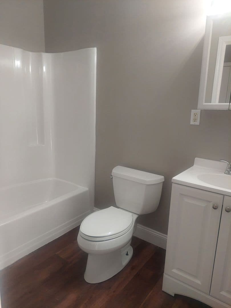 Waterbury Condo: 450 Hill St.