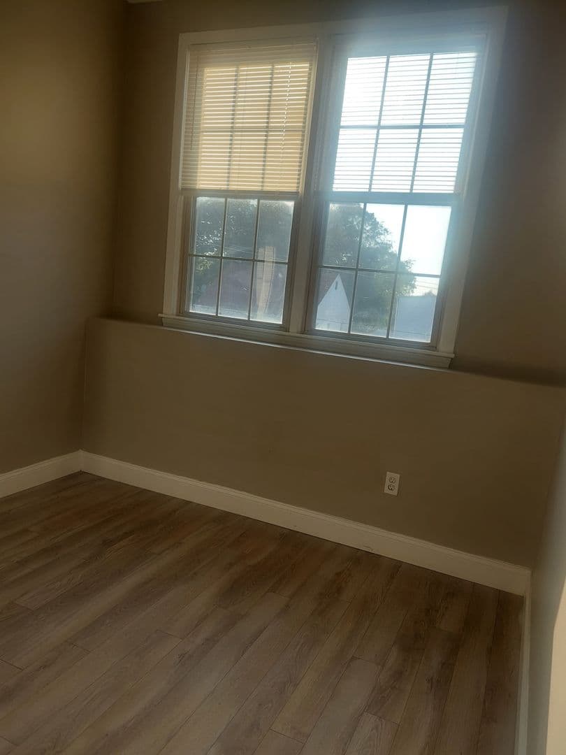 Waterbury Condo: 450 Hill St.