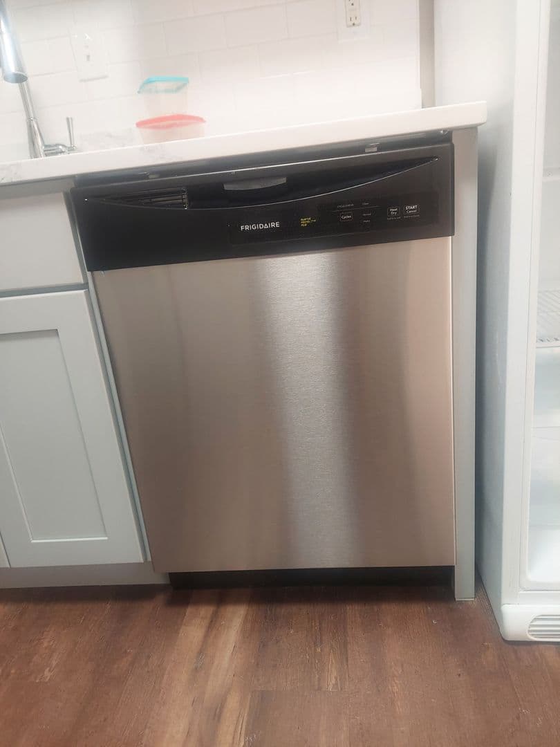 Waterbury Condo: 450 Hill St.