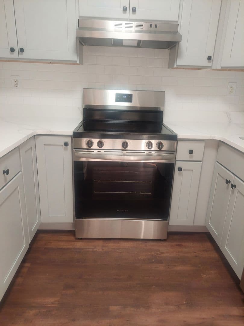 Waterbury Condo: 450 Hill St.