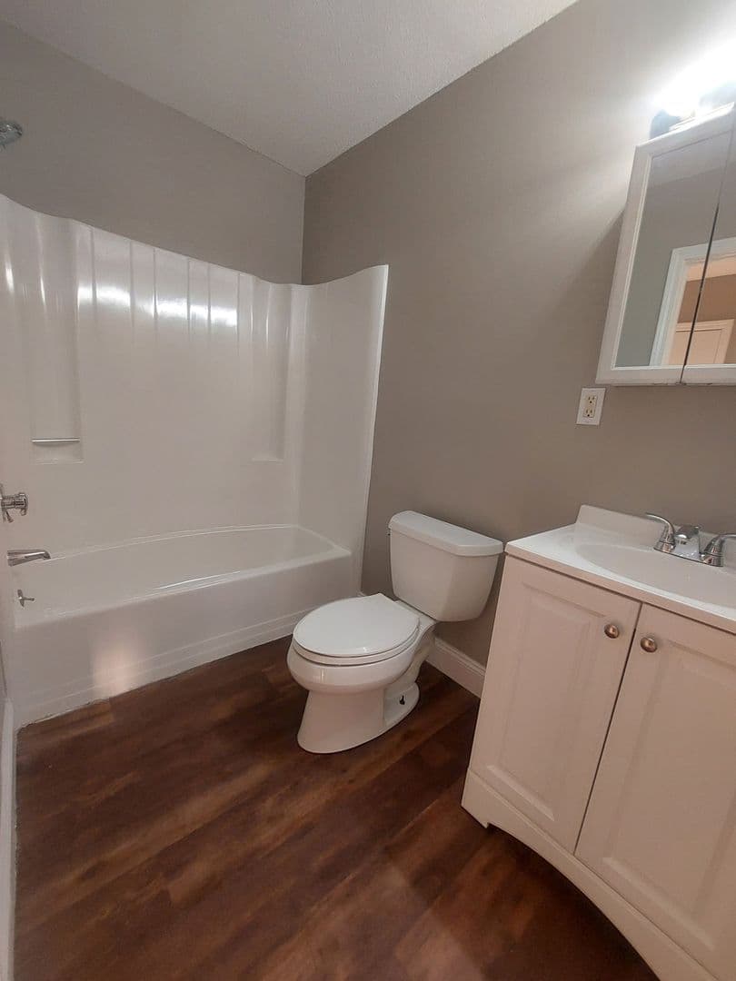 Waterbury Condo: 450 Hill St.
