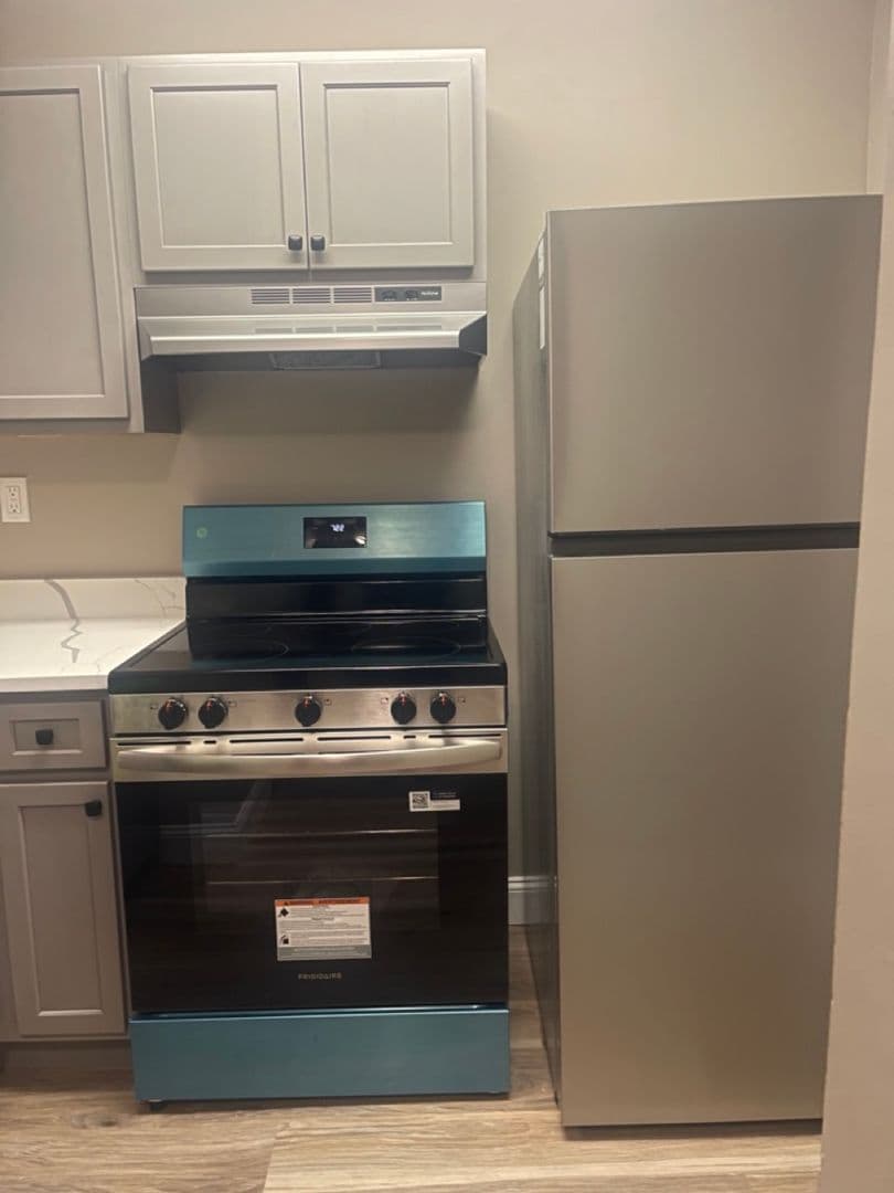 Waterbury Condo: 450 Hill St.