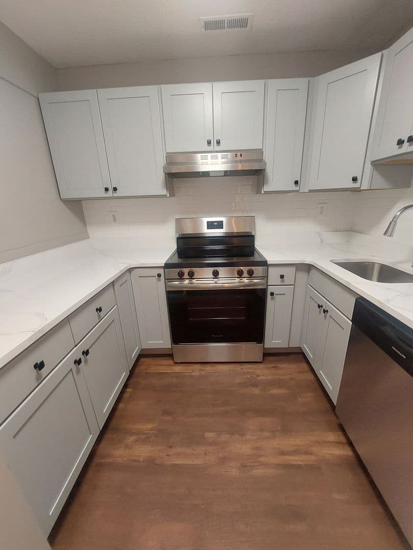Waterbury Condo: 450 Hill St.