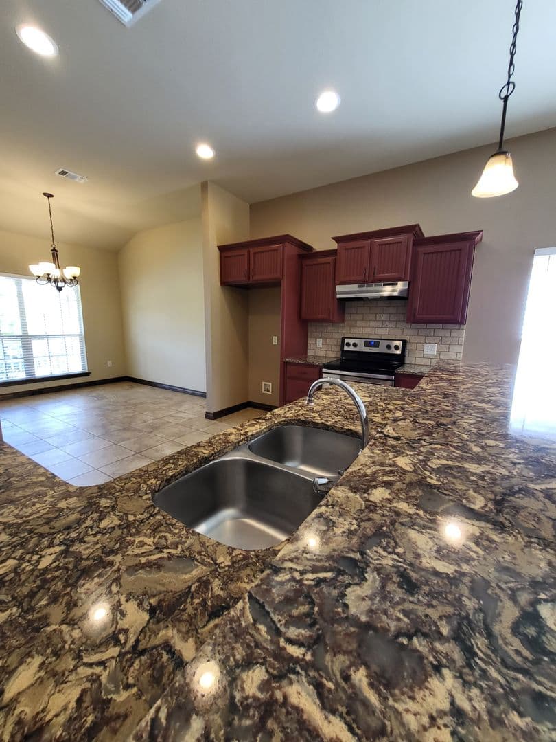 Norman House: 1018 Clingmans Dome Rd