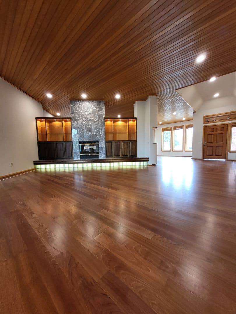 Norman House: 604 Shadow Grove Ct