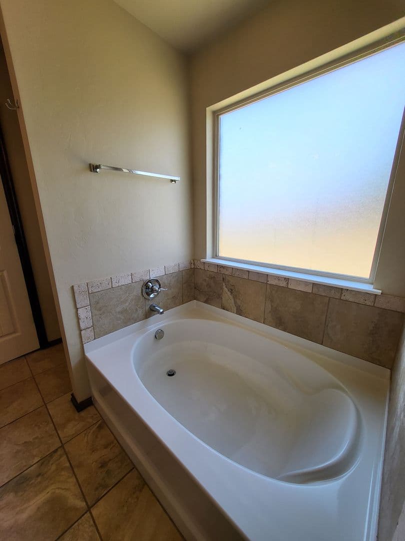 Norman House: 1018 Clingmans Dome Rd