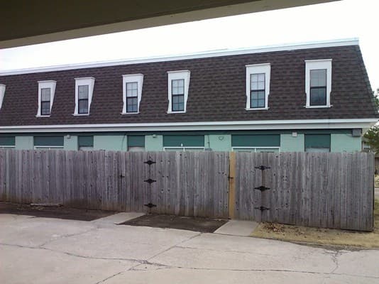 Norman Townhome: 2209 Beaumont Dr Apt D