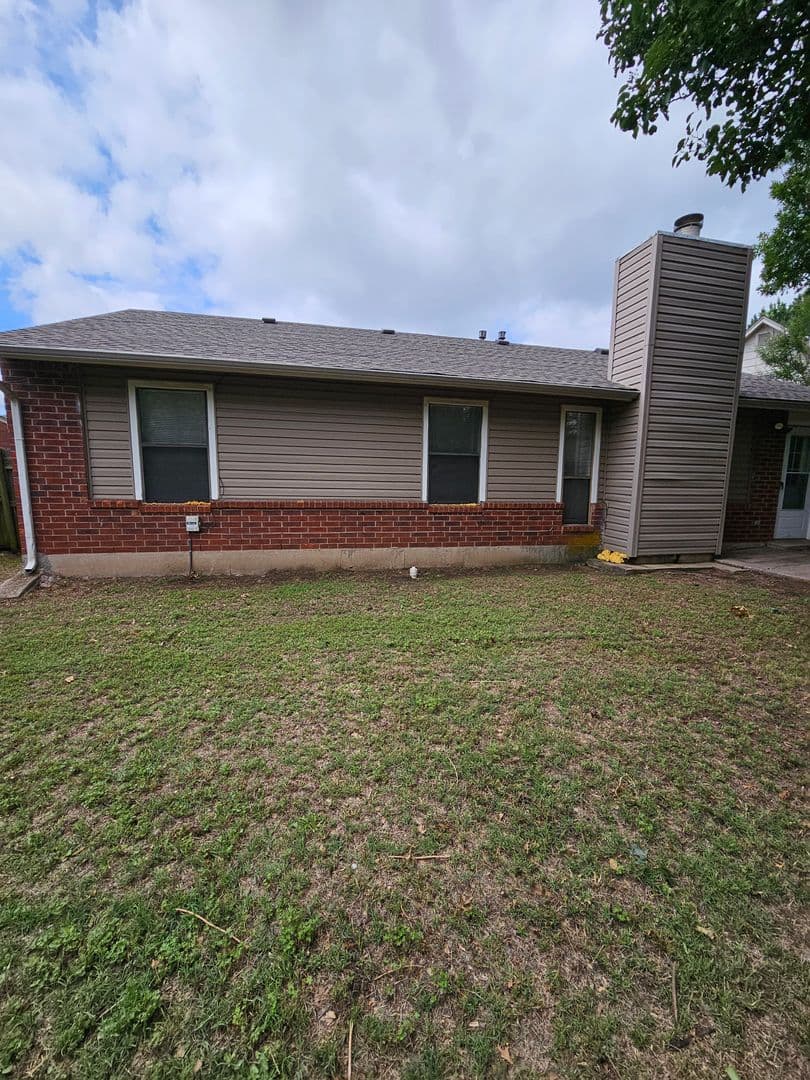 Norman House: 3413 Pathway Circle
