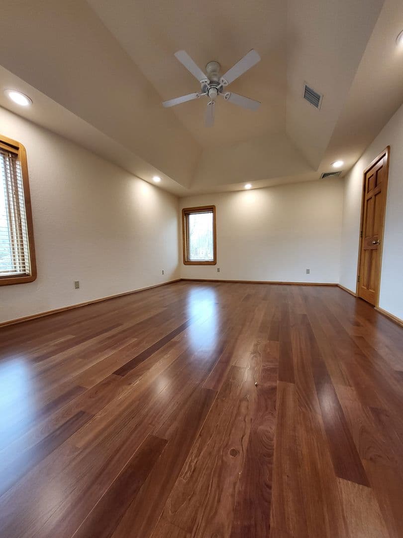 Norman House: 604 Shadow Grove Ct