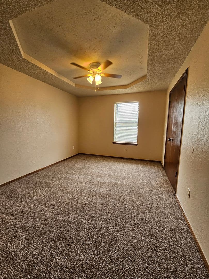 Norman House: 3413 Pathway Circle