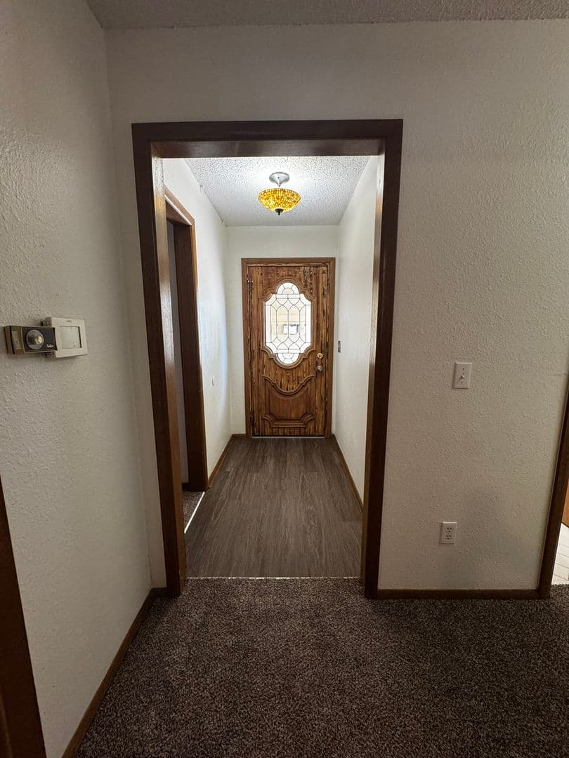 Midwest City House: 3225 N Peebly Dr