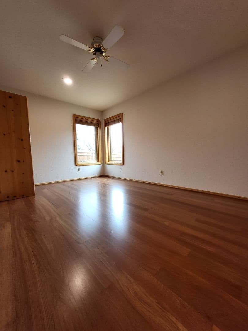 Norman House: 604 Shadow Grove Ct