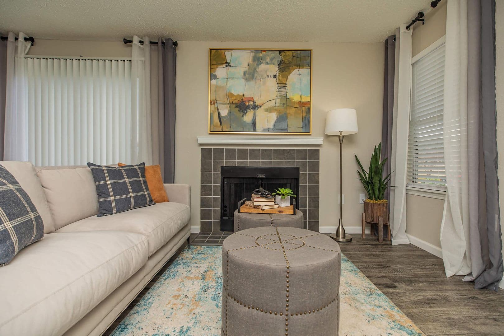 Tyler Apartment: 3304 Golden Road
