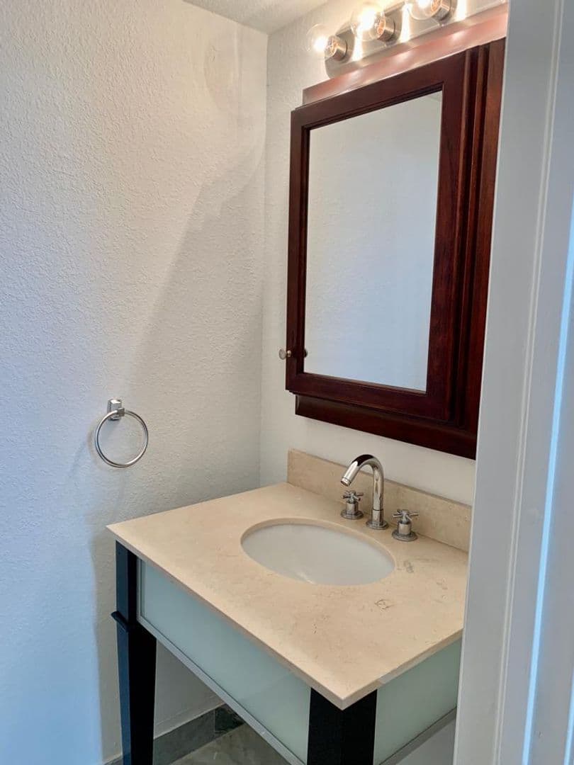 Miami Apartment: 520 NE 29th Street Unit 803