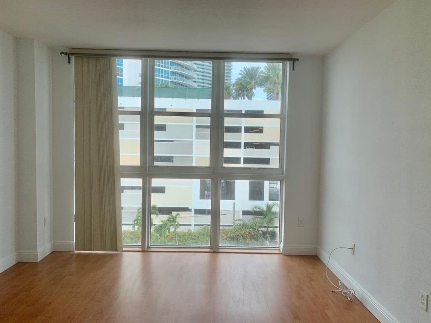Miami Apartment: 520 NE 29th Street Unit 803