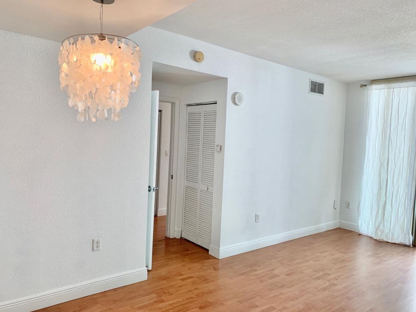 Miami Apartment: 520 NE 29th Street Unit 803