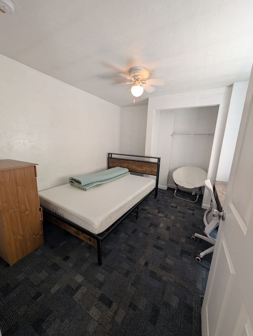 PITTSBURGH Apartment: 348 MEYRAN AVE