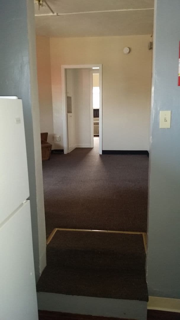 PITTSBURGH Apartment: 3329 WARD ST
