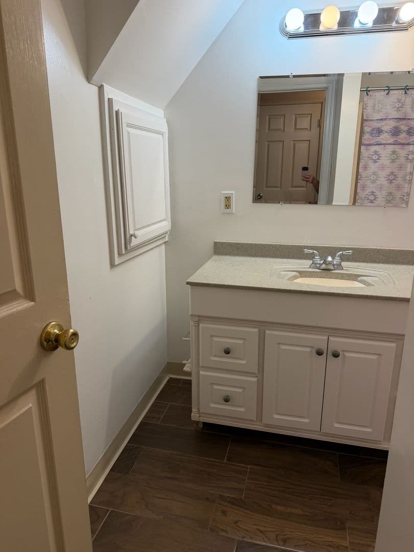 PITTSBURGH Apartment: 264 PLYMOUTH  STREET