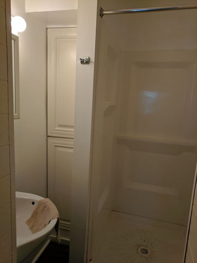 Pittsburgh Apartment: 809 Watson Street