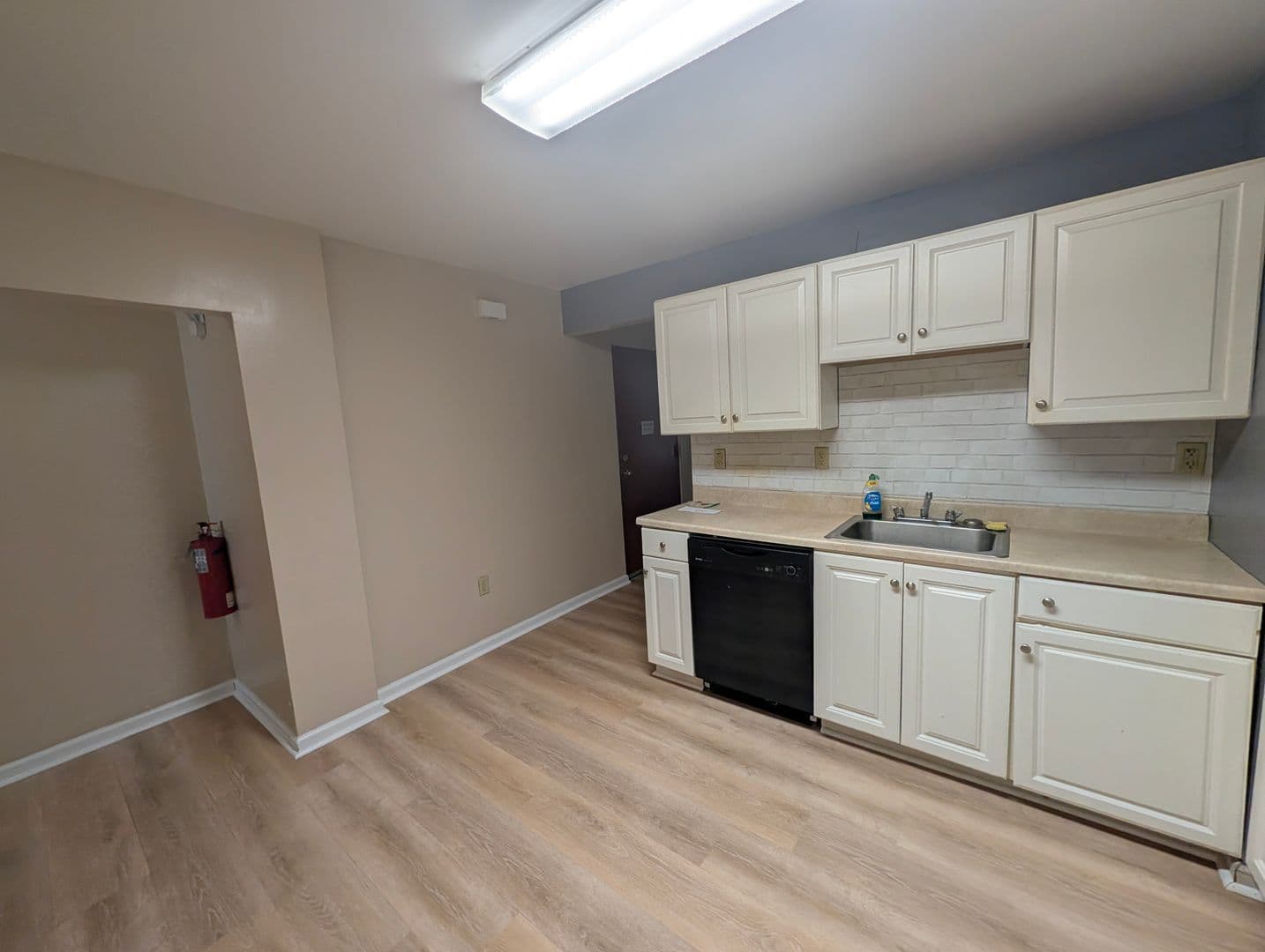 PITTSBURGH Apartment: 355 ATWOOD ST