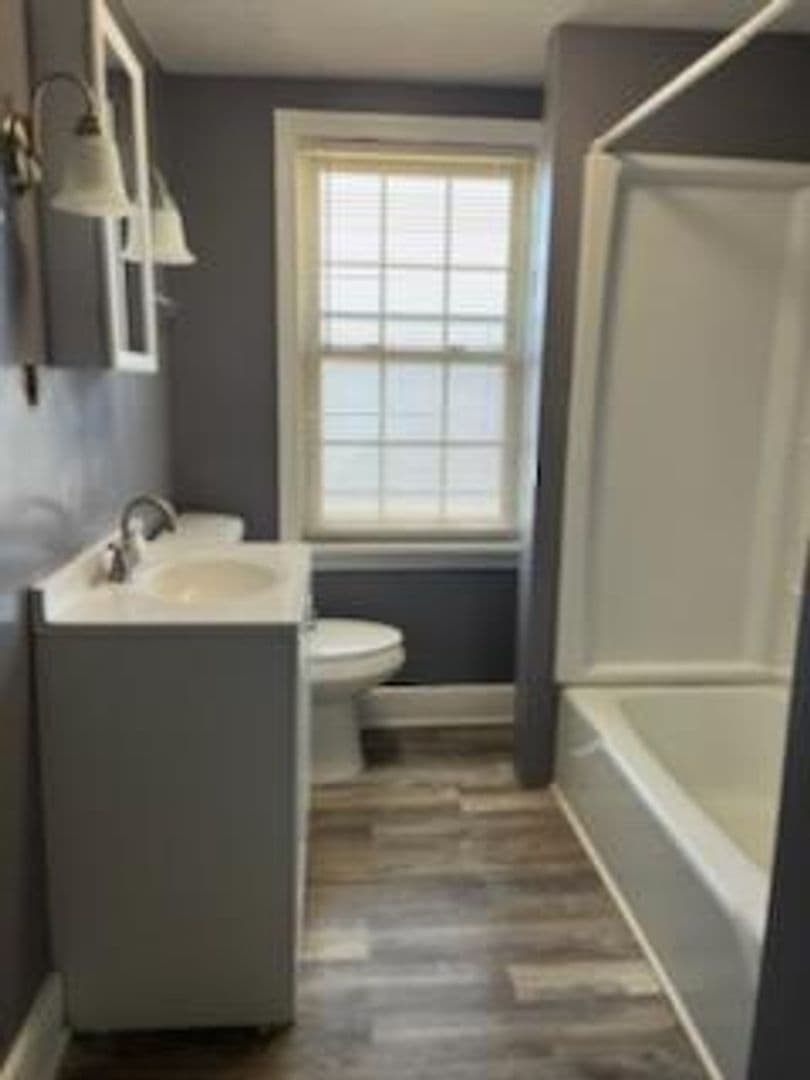 Canonsburg Apartment: 314 1/2 West College Street