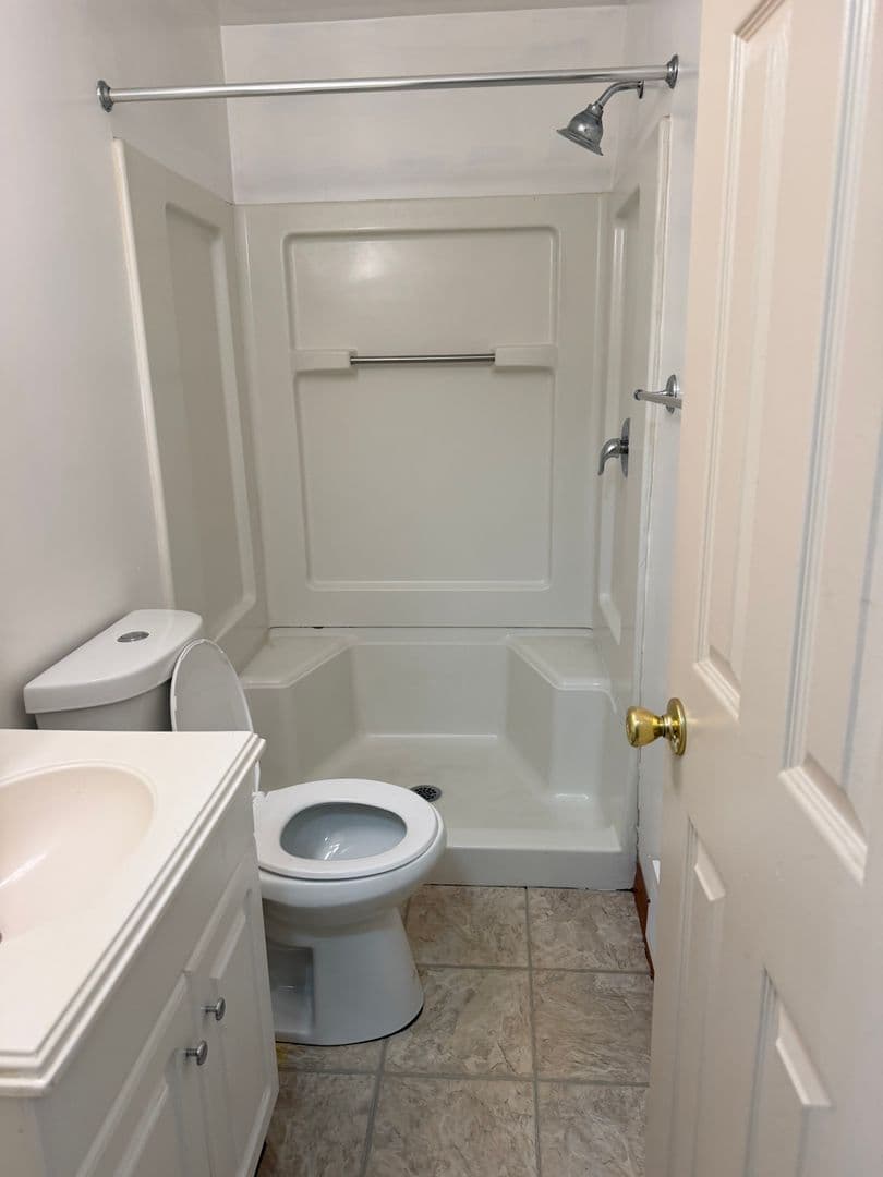 PITTSBURGH Apartment: 264 PLYMOUTH  STREET
