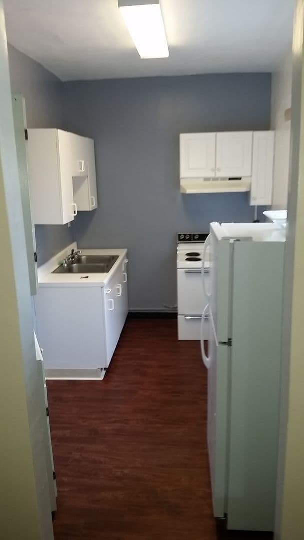 PITTSBURGH Apartment: 3329 WARD ST
