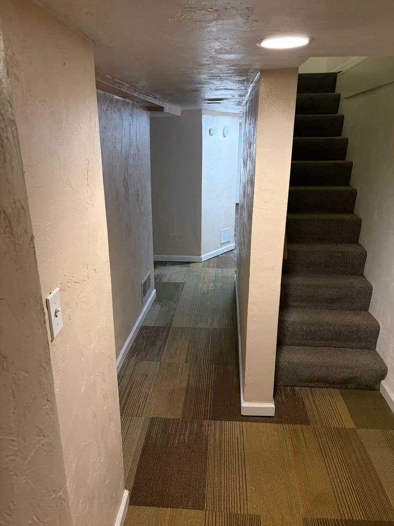PITTSBURGH Apartment: 348 MEYRAN AVE