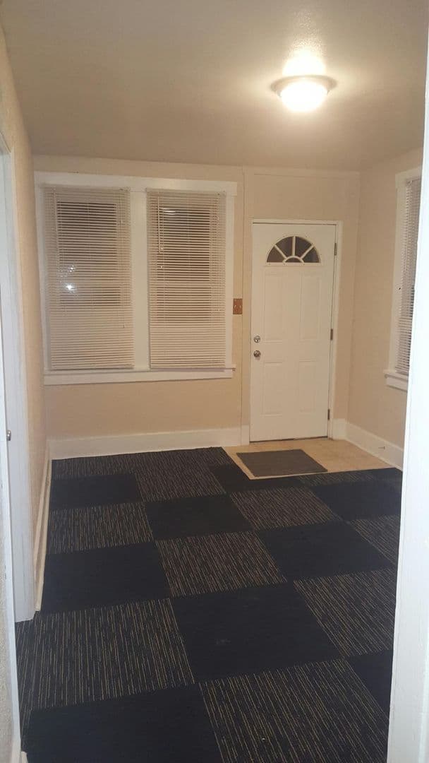 Pittsburgh Apartment: 809 Watson Street
