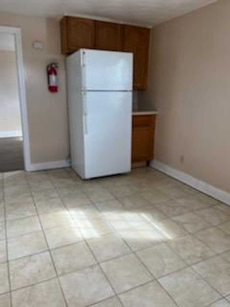 Canonsburg Apartment: 314 1/2 West College Street