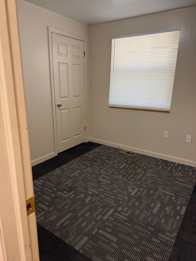 PITTSBURGH Apartment: 264 PLYMOUTH  STREET