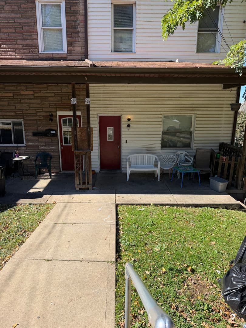 PITTSBURGH Apartment: 264 PLYMOUTH  STREET