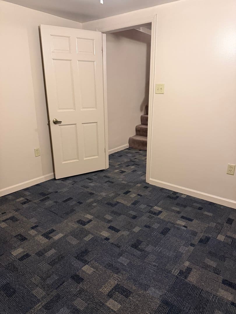 PITTSBURGH Apartment: 264 PLYMOUTH  STREET