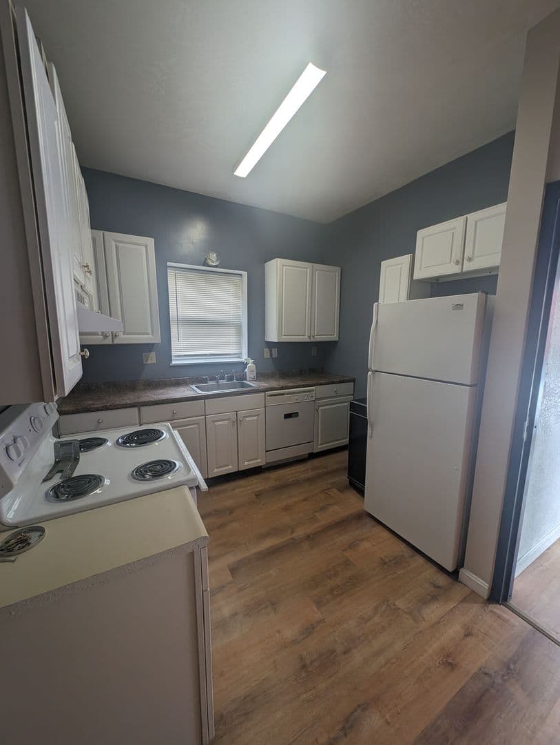 PITTSBURGH Apartment: 307 MEYRAN