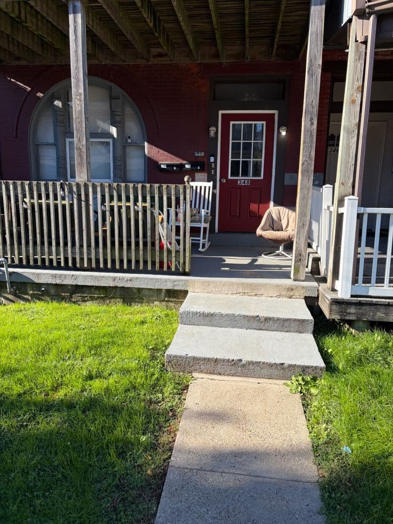 PITTSBURGH Apartment: 348 MEYRAN AVE