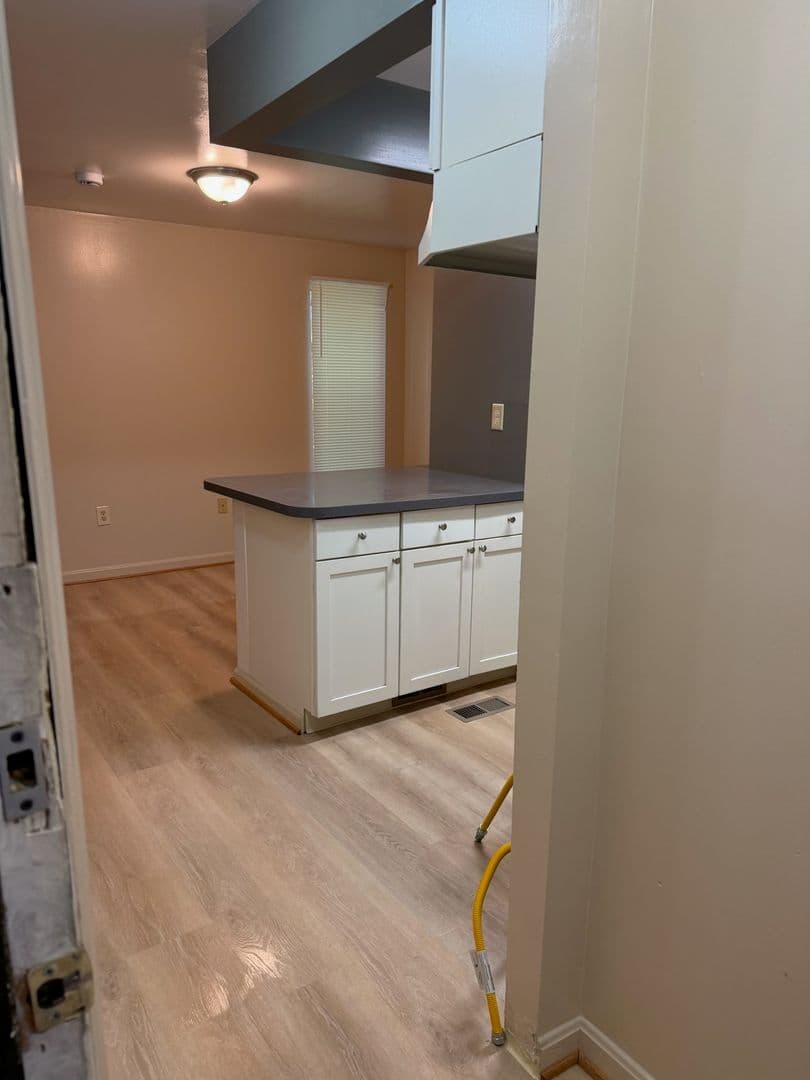 PITTSBURGH Apartment: 264 PLYMOUTH  STREET