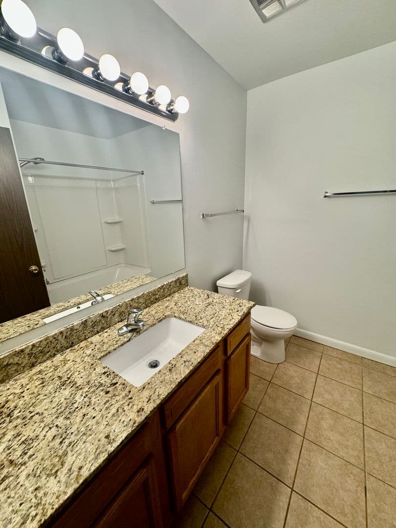 Ann Arbor Apartment: 2712 Golfside Rd