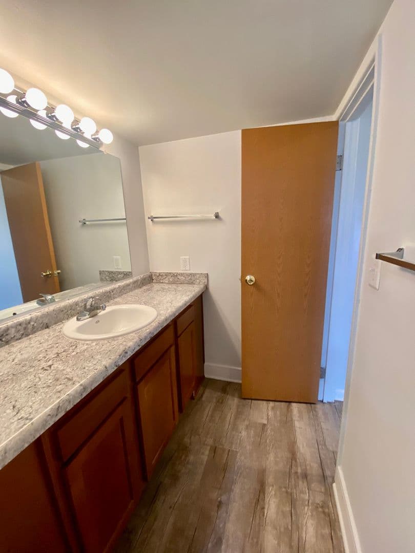 Ypsilanti Apartment: 504 St. Johns