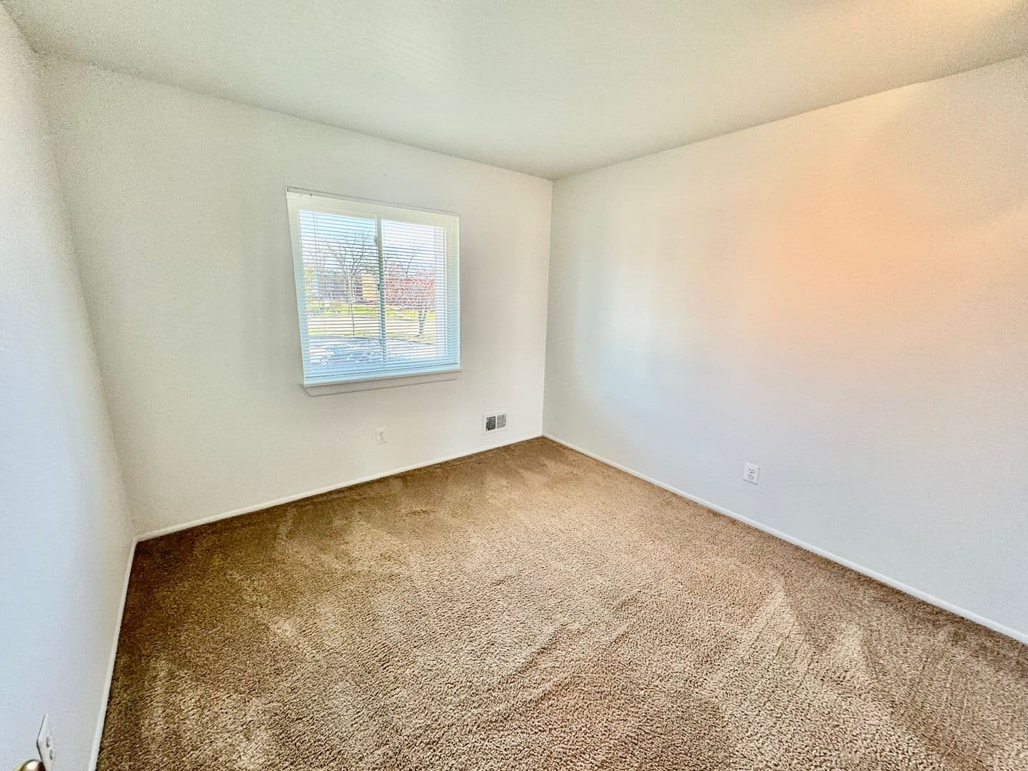 Ann Arbor Apartment: 2750 Golfside Rd